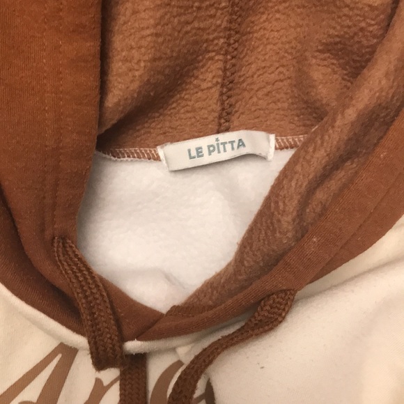 Korean Style White Drawstring Hoodie with Kangaroo Pockets - Picture 3 of 3